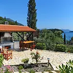 Korakias Skorpidi Апартаменты