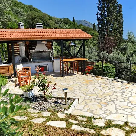 Korakias Skorpidi * Geni (Lefkada)