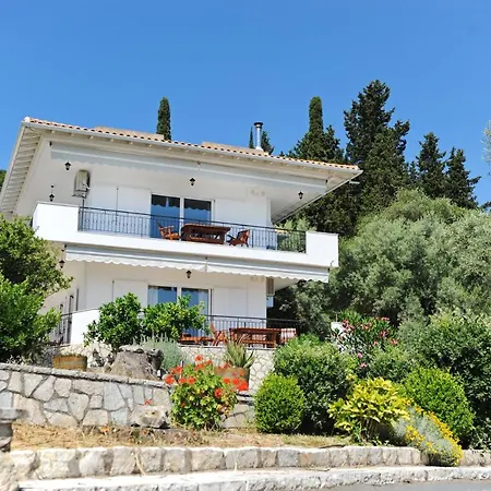Korakias Skorpidi Geni (Lefkada)