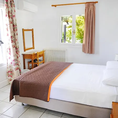 Korakias Skorpidi Apartment Geni (Lefkada)